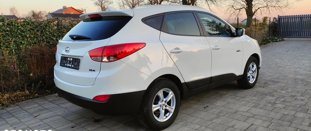 Hyundai ix35 cena 50000 przebieg: 150000, rok produkcji 2014 z Szczawnica małe 301